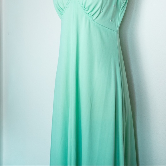 60’s Vintage Seafoam Green Gown - Picture 12 of 15